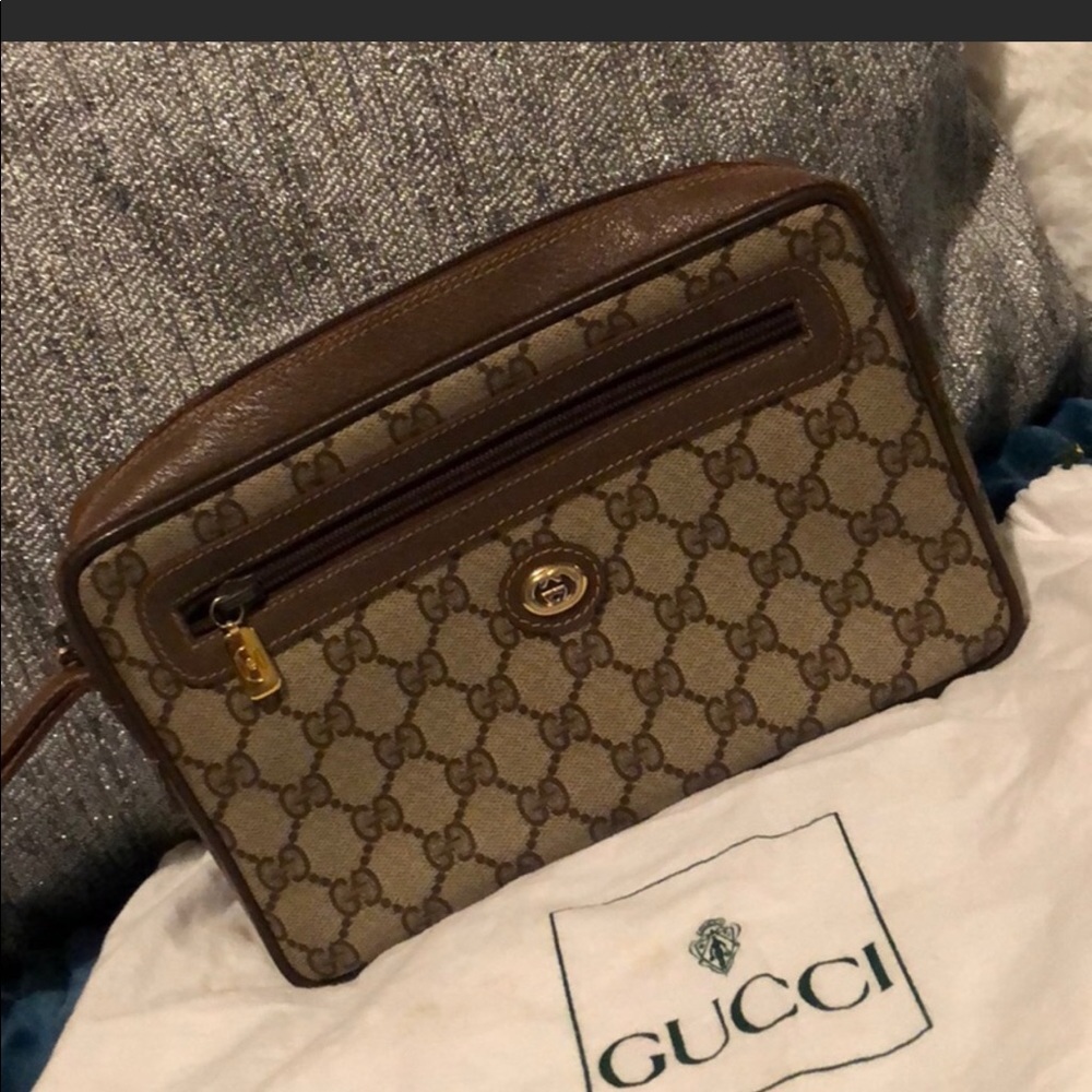 Authentic vintage wristlet/clutch